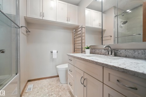4632 151 Street Nw, Edmonton, AB - Indoor Photo Showing Bathroom