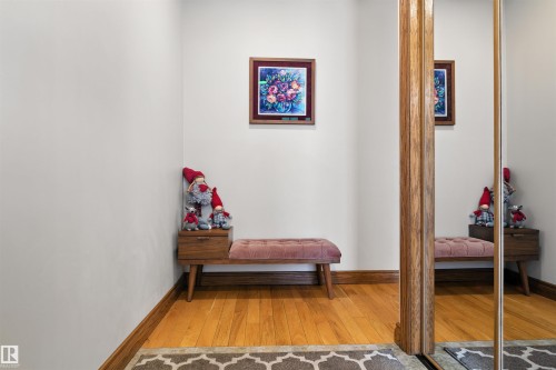 4632 151 Street Nw, Edmonton, AB - Indoor Photo Showing Other Room