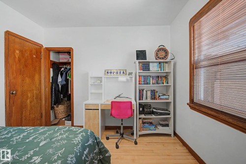 12140 91 Street, Edmonton, AB - Indoor Photo Showing Bedroom