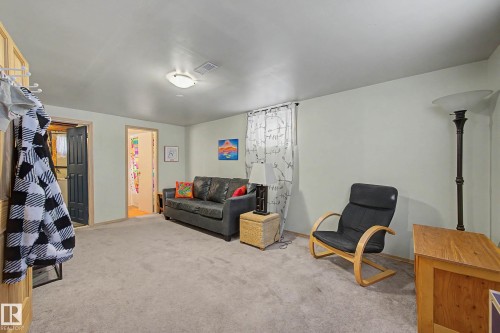 12140 91 Street, Edmonton, AB - Indoor