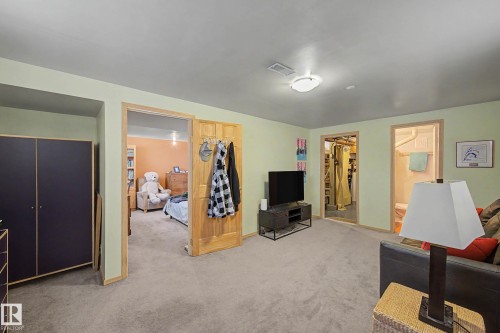 12140 91 Street, Edmonton, AB - Indoor