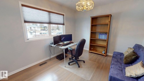 10655 52 Street, Edmonton, AB - Indoor Photo Showing Office