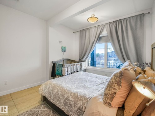 876 Hodgins Road, Edmonton, AB - Indoor Photo Showing Bedroom
