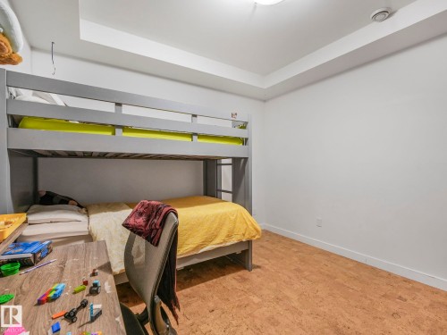 876 Hodgins Road, Edmonton, AB - Indoor Photo Showing Bedroom