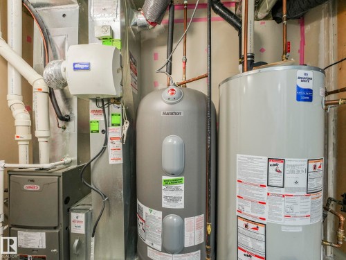 876 Hodgins Road, Edmonton, AB - Indoor Photo Showing Basement