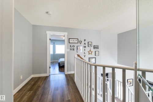 462 Ormsby Road W, Edmonton, AB - Indoor Photo Showing Other Room