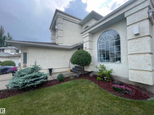 462 Ormsby Road W, Edmonton, AB - Outdoor