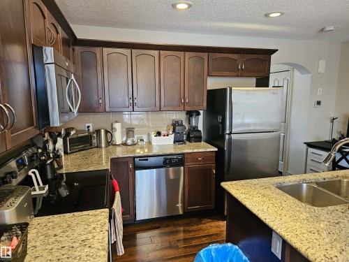 2911 15 Street, Edmonton, AB - Indoor Photo Showing Kitchen With Double Sink