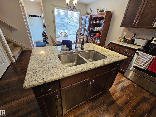 2911 15 Street, Edmonton, AB - Indoor Photo Showing Kitchen With Double Sink