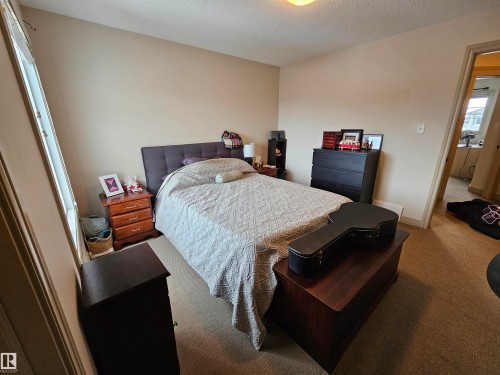 2911 15 Street, Edmonton, AB - Indoor Photo Showing Bedroom