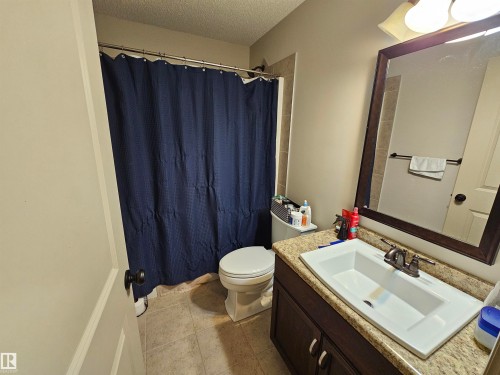 2911 15 Street, Edmonton, AB - Indoor Photo Showing Bathroom