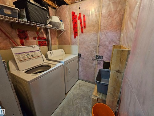 2911 15 Street, Edmonton, AB - Indoor Photo Showing Laundry Room