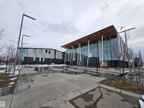 2911 15 Street, Edmonton, AB - Outdoor