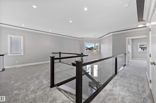 1339 Adamson Drive, Edmonton, AB - Indoor Photo Showing Other Room