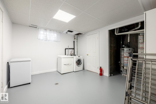14611 115 Street, Edmonton, AB - Indoor Photo Showing Laundry Room