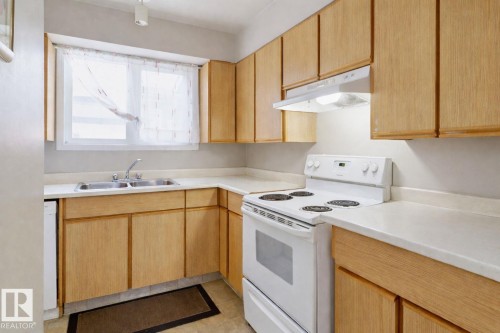 53 1904 48 Street, Edmonton, AB - Indoor Photo Showing Kitchen With Double Sink