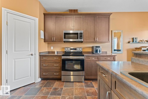 2908 Goldenrod Gate, Cold Lake, AB - Indoor Photo Showing Kitchen