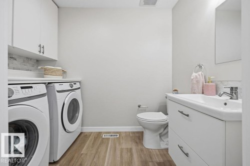 21360 90 Avenue, Edmonton, AB - Indoor Photo Showing Laundry Room