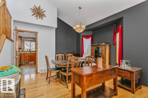 37 Wedgewood, Fort Saskatchewan, AB - Indoor Photo Showing Dining Room