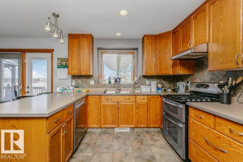 37 Wedgewood, Fort Saskatchewan, AB - Indoor Photo Showing Kitchen With Double Sink