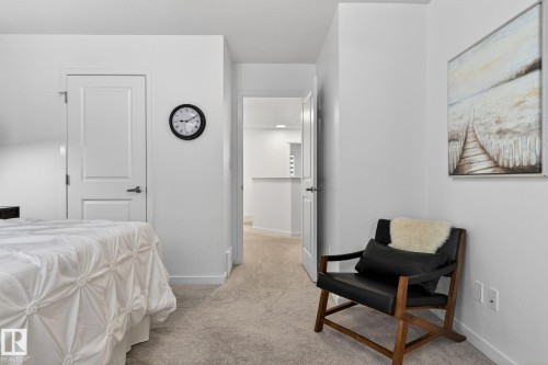 1091 Secord Promenade, Edmonton, AB - Indoor Photo Showing Bedroom