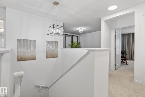 1091 Secord Promenade, Edmonton, AB - Indoor Photo Showing Other Room