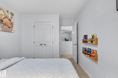 1091 Secord Promenade, Edmonton, AB - Indoor Photo Showing Bedroom