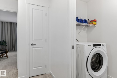 1091 Secord Promenade, Edmonton, AB - Indoor Photo Showing Laundry Room