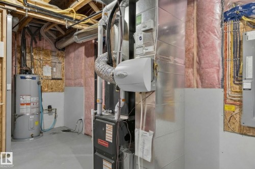 1091 Secord Promenade, Edmonton, AB - Indoor Photo Showing Basement