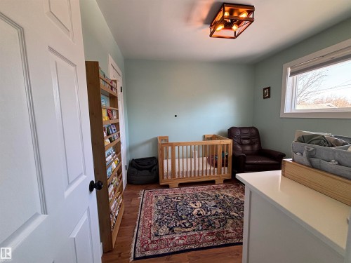 21 Elizabeth Drive, Fort Saskatchewan, AB - Indoor Photo Showing Other Room