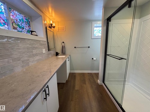 21 Elizabeth Drive, Fort Saskatchewan, AB - Indoor Photo Showing Other Room