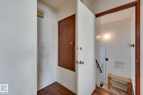 6621 132 Avenue, Edmonton, AB - Indoor Photo Showing Other Room
