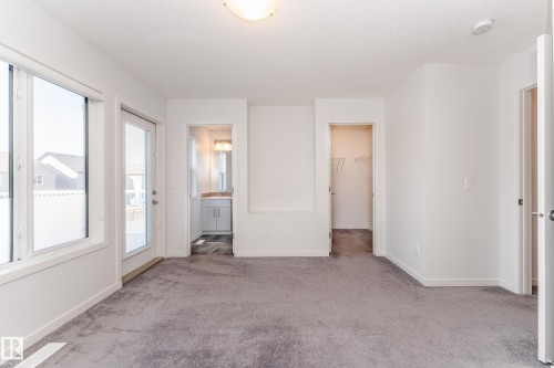 11919 35 Avenue, Edmonton, AB - Indoor Photo Showing Other Room
