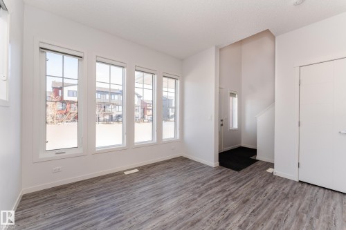 11919 35 Avenue, Edmonton, AB - Indoor Photo Showing Other Room