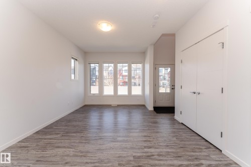 11919 35 Avenue, Edmonton, AB - Indoor Photo Showing Other Room