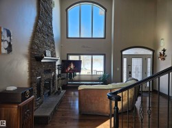 Towards Living room and front entrance area - 