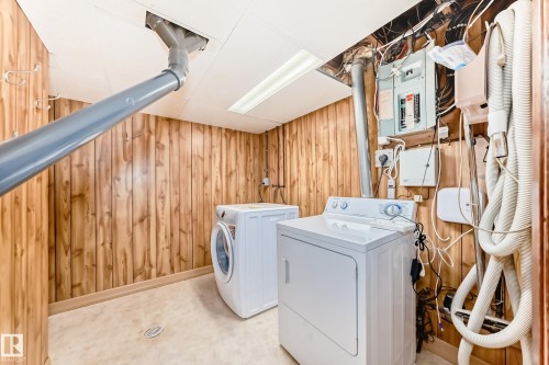 17104 85 Avenue, Edmonton, AB - Indoor Photo Showing Laundry Room