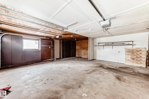 17104 85 Avenue, Edmonton, AB - Indoor Photo Showing Garage