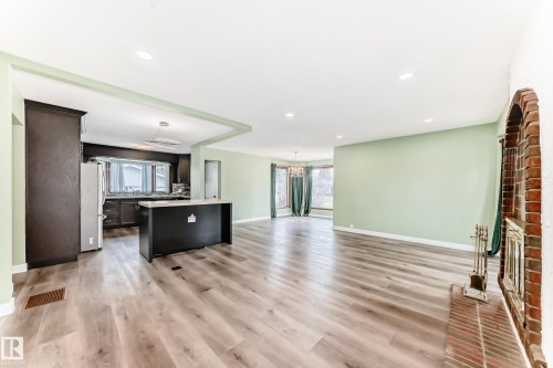 17104 85 Avenue, Edmonton, AB - Indoor