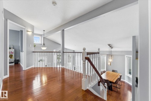 1064 Jones Crescent, Edmonton, AB - Indoor Photo Showing Other Room