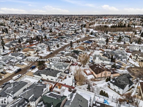 1064 Jones Crescent, Edmonton, AB - Outdoor With View