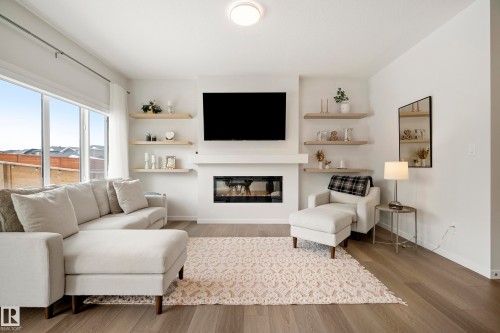 24 Rosewood Way, St. Albert, AB - Indoor Photo Showing Living Room With Fireplace
