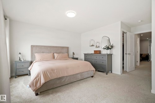 24 Rosewood Way, St. Albert, AB - Indoor Photo Showing Bedroom
