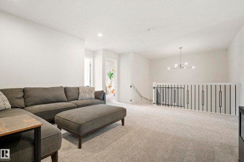 24 Rosewood Way, St. Albert, AB - Indoor Photo Showing Living Room