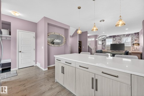 8061 Chappelle Way, Edmonton, AB - Indoor