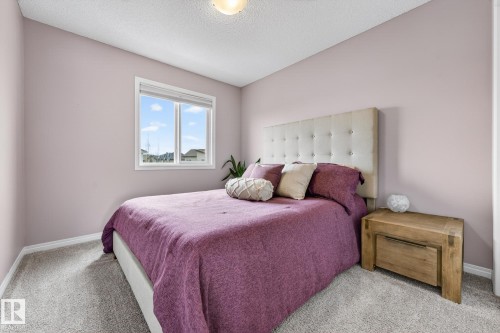 8061 Chappelle Way, Edmonton, AB - Indoor Photo Showing Bedroom