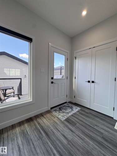 10 Meadowview Way, Leduc, AB - Indoor Photo Showing Other Room