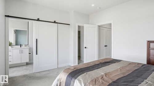 10 Meadowview Way, Leduc, AB - Indoor Photo Showing Bedroom