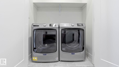 10 Meadowview Way, Leduc, AB - Indoor Photo Showing Laundry Room