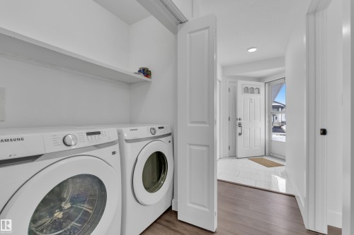 6741 162A Avenue, Edmonton, AB - Indoor Photo Showing Laundry Room